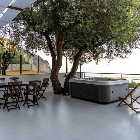 Casa D'aduri - Sea View Terrace&relaxing Pool Holiday home Cefalu